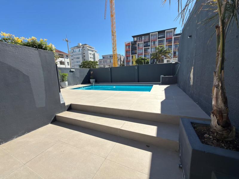 To Let 1 Bedroom Property for Rent in Sea Point Western Cape